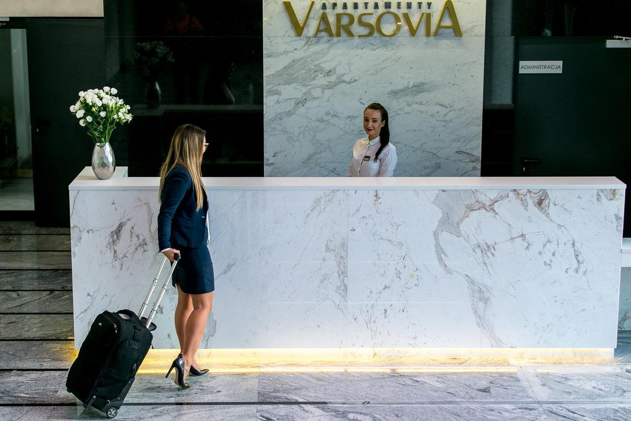 الشقق الفندقية وارسوفي  فارسوفيا أبارتامينتي كاسبرزاكا المظهر الخارجي الصورة